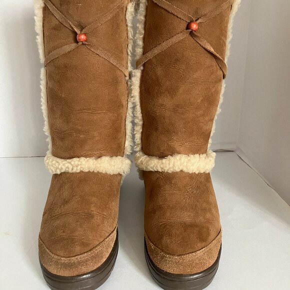 UGG Classic Night Fall #5359 Women's Boot, Size 6. - Picture 1 of 8